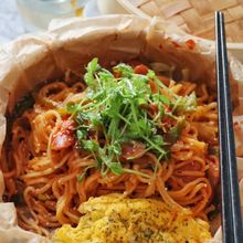 \もちもち食感がクセになる/蒸籠で10分！蒸しナポリタン