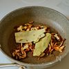 【チキンのココナッツカレー】本格スパイスカレーをワンパンでの工程2