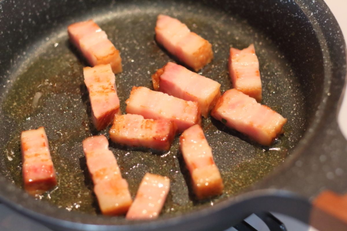 豆苗のガーリックコンソメ炒め レシピサイト Nadia ナディア プロの料理家のおいしいレシピ