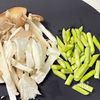 5分漬けで驚きの柔らかさ！豚とアスパラのバター醤油焼きの下準備
