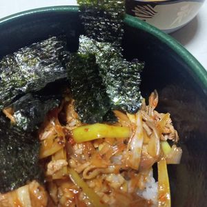 ジョニジョニの作ってみた!投稿(やみつき間違いなし！ガッツリ食べよう！豚バラ納豆丼)