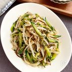 ＼絞らない！／レンジでもやしの塩昆布ナムル