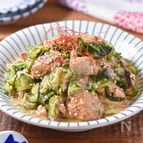 鯖缶の煮汁で味が決まる！きゅうりとわかめの濃厚ごま酢和え