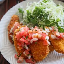 サルサソースでさっぱり!絶品チキンカツ