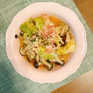 なつみの作ってみた!投稿(【きのことキャベツとベーコンのコンソメ煮】くたっとおいしい♡)
