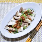 エリンギの豚肉巻き焼き　梅ポンソースかけ