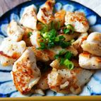 【鶏肉のブラックペッパー炒め】小ねぎと一緒に食べると😋😋