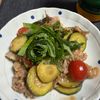ゆっこの作ってみた!投稿(ご飯が進む!【豚こまとズッキーニのポン酢炒め】簡単ワンパン◎)