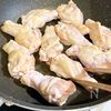 コク旨さっぱり！手羽元と大根の紅生姜煮の工程1
