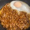 【ロコモコ丼】ひき肉と卵だけで絶品✨の工程5