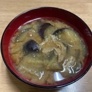 しょうこの作ってみた!投稿(【なすと大葉のお味噌汁】とろっとなすに大葉の風味が絶品♪)