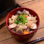 ほっこり優しい「筑前煮風釜飯」