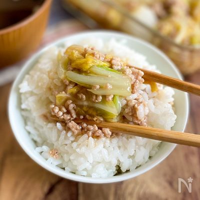 ごはんが止まらない白菜とひき肉の旨煮