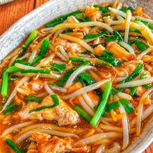 【豚ニラもやしのとろとろ中華煮】丼や麺にも♪