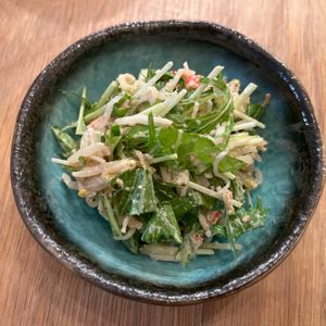 205803の作ってみた!投稿(抱えて食べたい♪『水菜ともやしとツナのごまマヨサラダ』)
