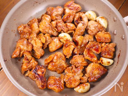 予約の取れない大衆酒場の🍺スタミナ味噌漬け鶏ちゃん焼き😋工程3