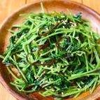 レンジで5分！【やみつき塩昆布豆苗】胡麻油香る♩