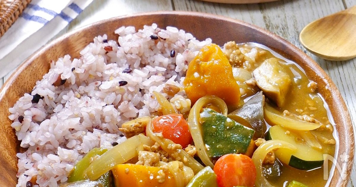 夏に食べたい 絶品カレー ひき肉のゴロっと夏野菜カレー By Rinaty りなてぃ レシピサイト Nadia ナディア プロの料理家のおいしいレシピ