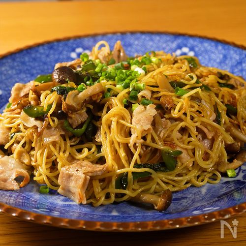 【新定番！】オイスターソースが決め手！上海焼きそば