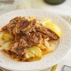 ほっとけレシピ。ビストロ風『豚肉と春キャベツのビネガー蒸し』