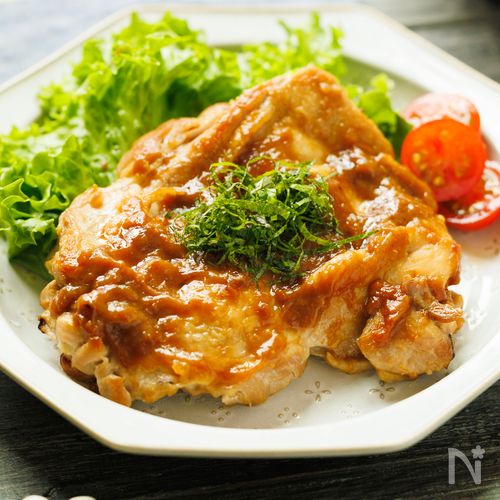 鶏の照り焼き梅肉ソース