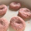 フライパンひとつ!【野菜ジュースで煮込みハンバーグ】の工程1