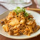 ワンパン10分！忍ばせチーズでマイルドに「豚卵キムチ」