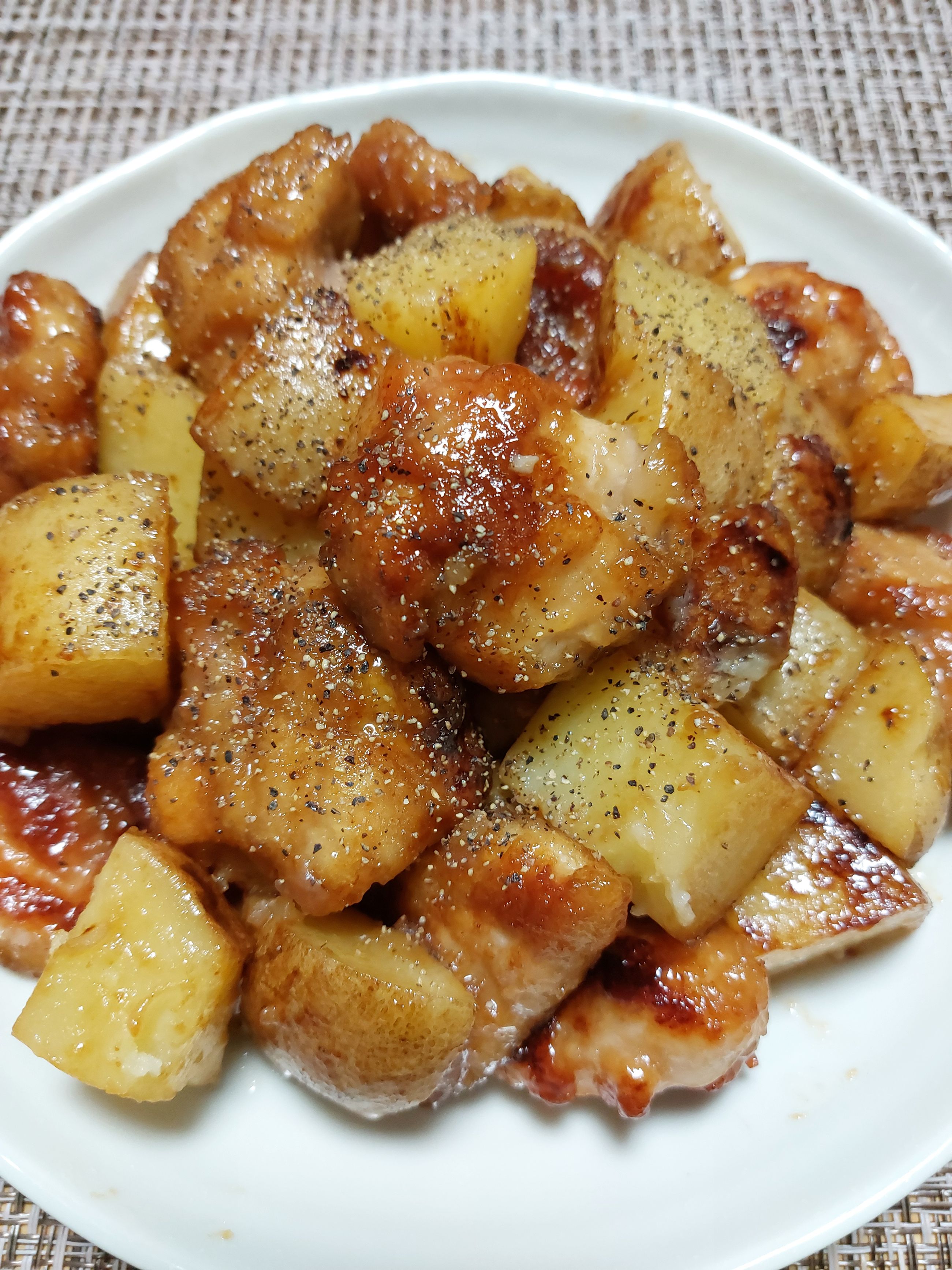 新じゃがと鶏肉の照りバター炒め 】簡単時短♪ボリューム◎の作って