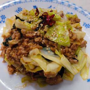 もんぶらん°・*:.。.☆の作ってみた!投稿(【キャベツの肉味噌炒め】食材2つ♬︎ご飯が進むおかず♬︎)