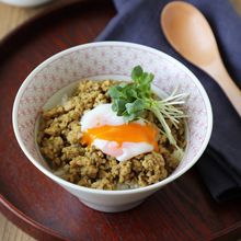 レンジで！カレーそぼろ丼