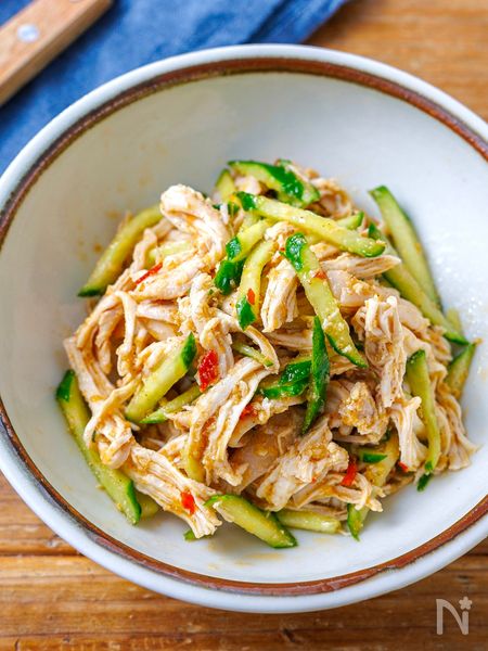 【無限に食べれる】きゅうりと蒸し鶏の胡麻だく中華サラダ#節約