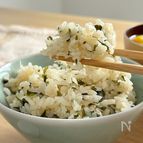懐かしの味『わかめしらすご飯』