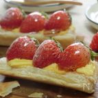 簡単！苺のタルトタタンみたいな感じ♪