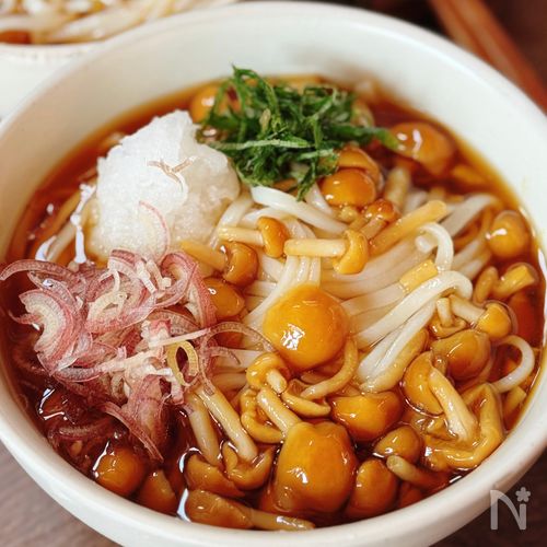 【わさび香る♪なめこぶっかけうどん】大根おろしでさっぱり♪