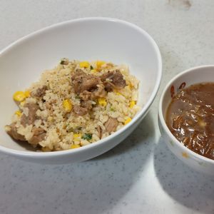 ひろりぃの作ってみた!投稿(焼肉のたれで簡単♪ペッパーランチ風混ぜご飯)