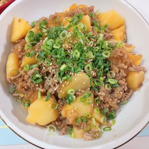 milkの作ってみた!投稿(【じゃがいものそぼろ煮】ほくほく感がたまらん♡)