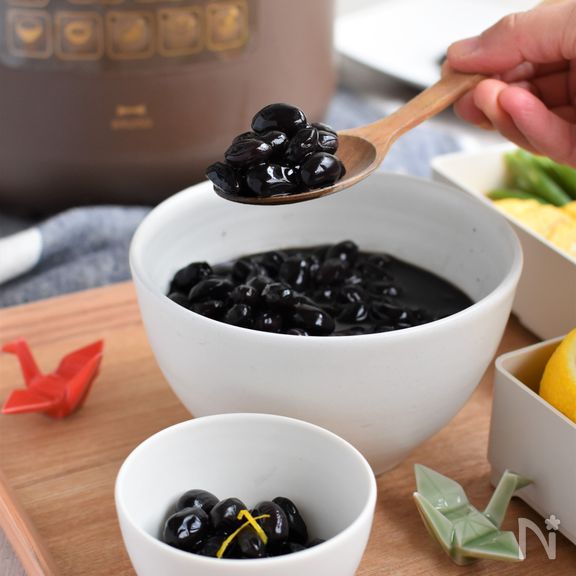 お正月の黒豆【BRUNO】マルチ圧力でふっくらつやつや！