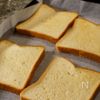 クッキングシートで包む!失敗しないサーモンのサンドウィッチの工程1