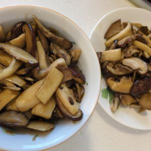 はちわれの作ってみた!投稿(【3種きのこのバターソテー】ぱぱっと副菜♪作り置きにも)