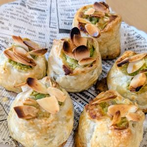 まゆのの作ってみた!投稿(枝豆の野菜おやつ！ずんだパイ)