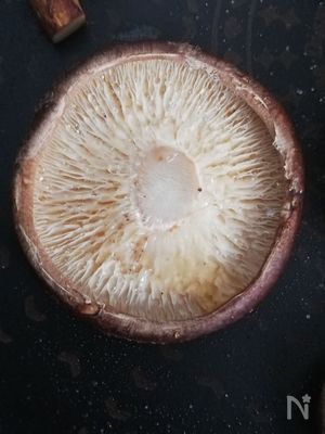 簡単 ふっくら美味しい 焼きしいたけ By まこりんとペン子 レシピサイト Nadia ナディア プロの料理家のおいしいレシピ