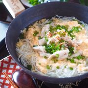 【夜食にも胃にも優しい】ふわふわ卵とささみの親子にゅうめん