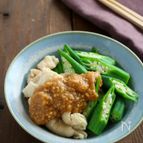鶏皮とオクラの酢味噌和え