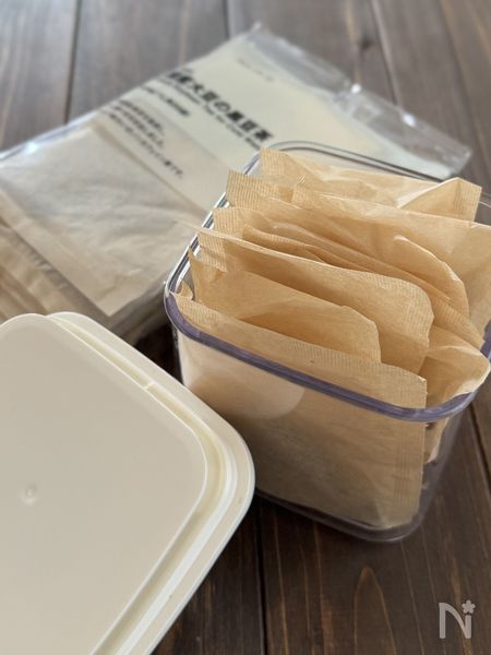 黒豆茶のお茶パックは、キャニスターに入れていつでもすぐに取れるように