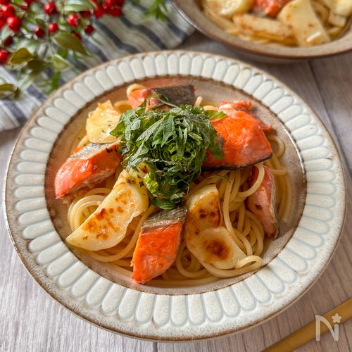鮭とじゃがいもの白だし和風パスタ