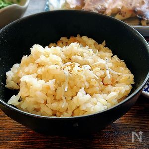 梅干しの炊き込みご飯