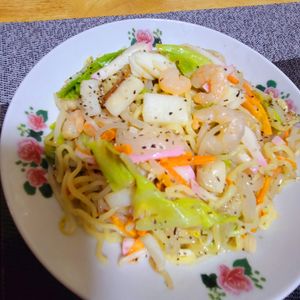ヴェルの作ってみた!投稿(焼きそば麺で簡単５分♪
絶品焼きちゃんぽん)