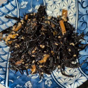 KUMIKOの作ってみた!投稿(さっぱり簡単~作り置き☆梅ひじき☆)