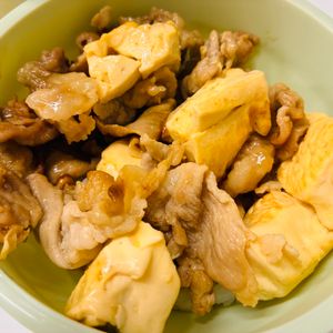 puricoの作ってみた!投稿(【ネギ塩豆腐豚丼】夏でも重くない、最強スタミナ丼)
