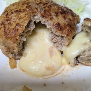 kai＆souの作ってみた!投稿(【チーズインハンバーグ】肉汁ジュワ！とろ〜りチーズ)